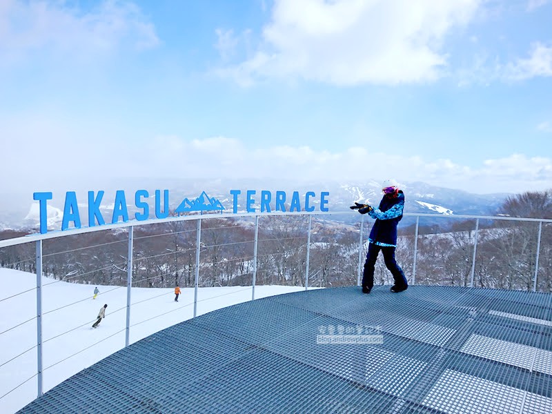 2026 高鷲滑雪公園懶人包: 交通/滑雪巴士, 纜車票, 租雪具, 絕美觀景台。4.9km 滑雪道