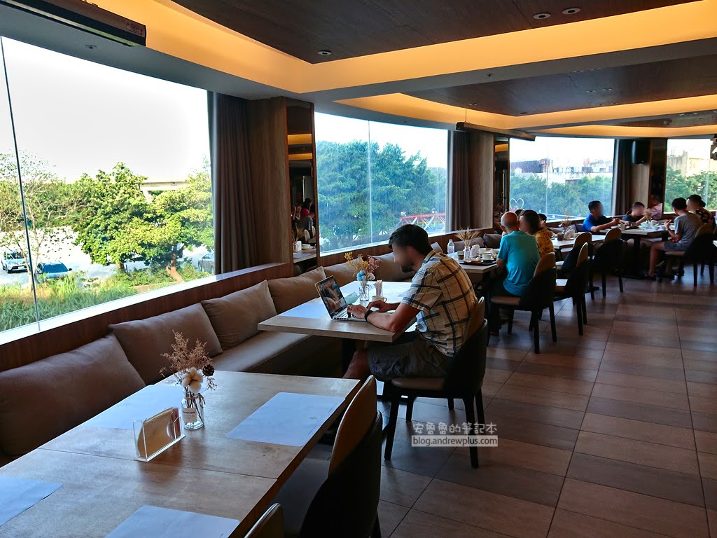 桃園機場飯店|城市商旅CitySuites 桃園航空館-過境休息旅館飯店推薦,看職棒,機捷大園站A15 48 桃園機場過境旅疃推薦,青埔飯店住宿飯店推薦,大園飯店,海霸王飯店