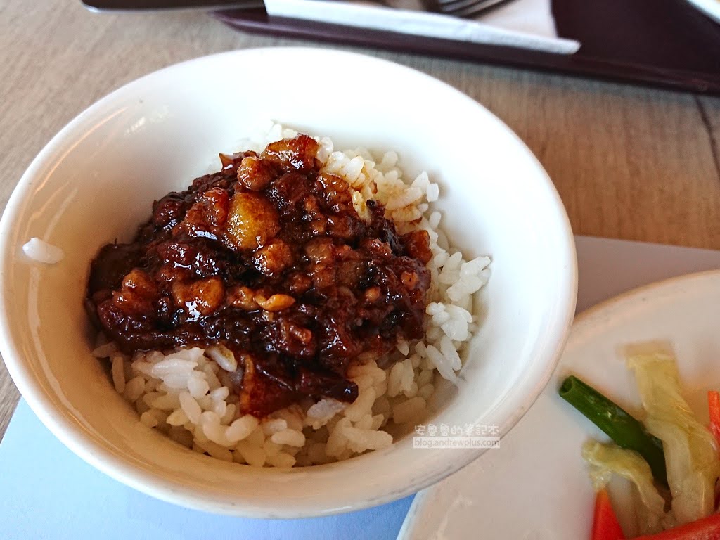 桃園機場飯店|城市商旅CitySuites 桃園航空館-過境休息旅館飯店推薦,看職棒,機捷大園站A15 65 桃園機場過境旅疃推薦,青埔飯店住宿飯店推薦,大園飯店,海霸王飯店