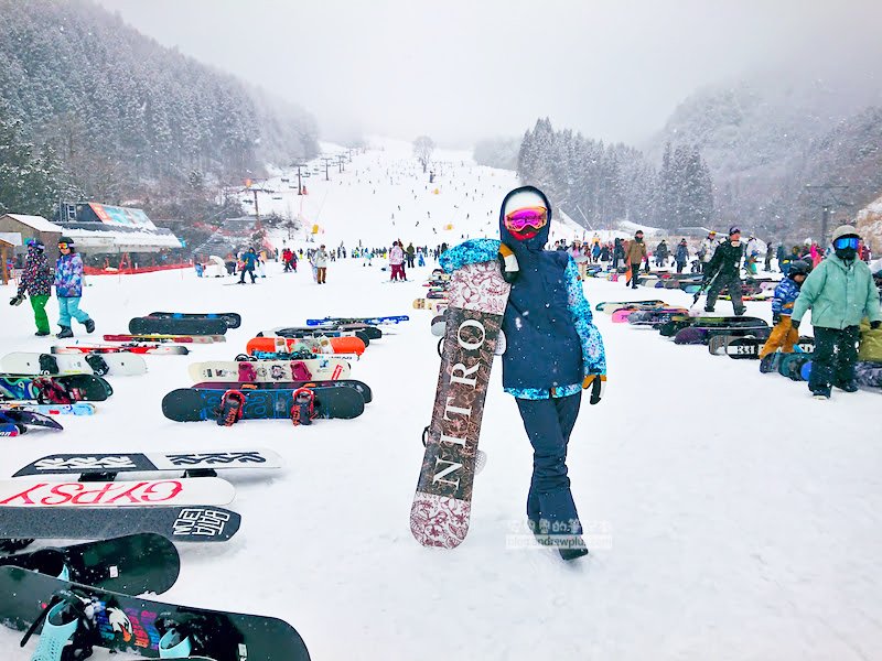 明寶滑雪場完整攻略:交通/郡上八幡站/高山免費接駁巴士、雪具租借、滑雪/纜車票價 1 2026 明寶滑雪場懶人包, 免費接駁車, 雪具租借, 纜車票價, めいほうスキー場, Meiho Snow Resort