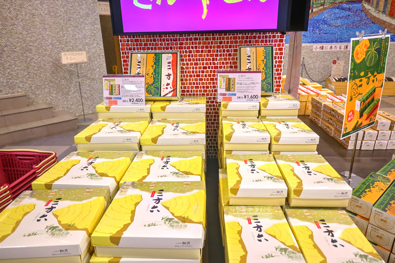 柳月-北海道必買推薦伴手禮,柳月三方六年輪蛋糕