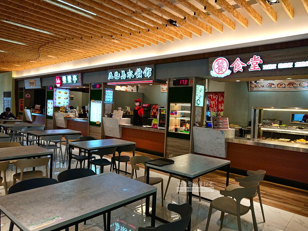 苗栗景點 中山高休息站 三義車亭服務區 樂禵咖啡,便利商店,美食街和寬敞舒適休息區 14 苗栗三義景點,推薦中山高休息站,三義車亭服務區