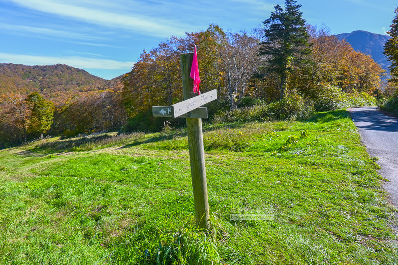 藏王溫泉賞楓 秘訣與旅遊指南,片貝沼,獨鈷沼,三五郎小屋吃美食 47 藏王溫泉紅葉,藏王溫泉賞楓,藏王溫泉
