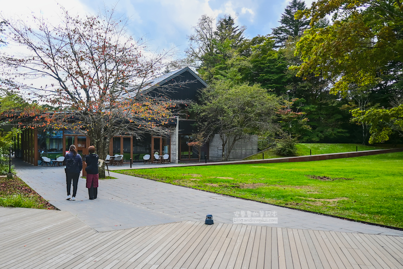 榆樹街小鎮賞紅葉:輕井澤星野渡假區3大遊玩攻略,購物、美食、野餐一地滿足! 35 村民食堂,輕井澤景點,輕井澤星野度假村