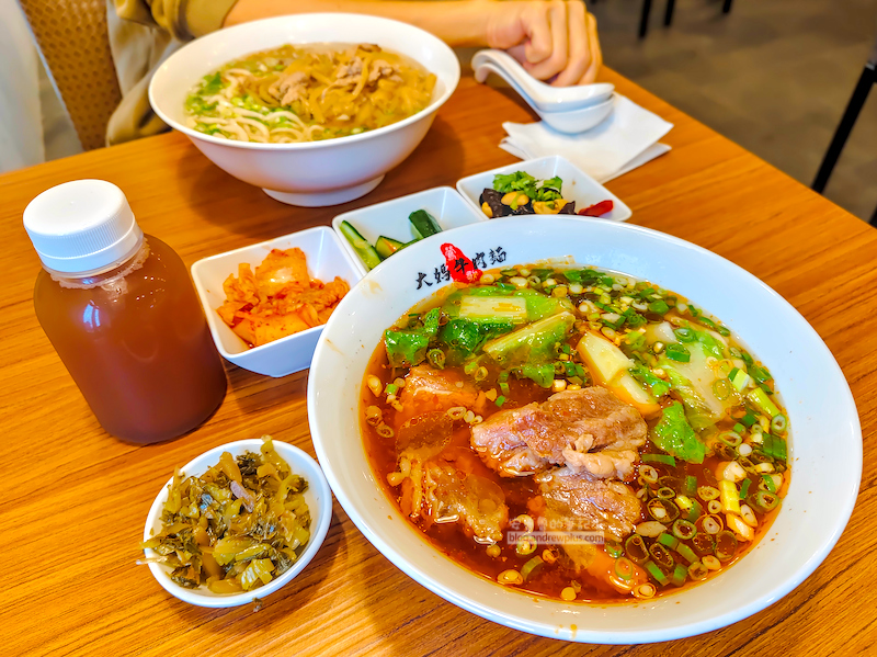 大媽牛肉麵 建國店－鶯歌火車站美食推薦必吃,牛肉超厚筋軟嫩,親子旅遊順吃剛剛好！