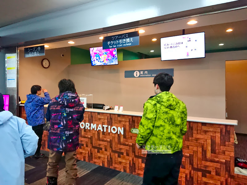 高鷲滑雪公園 TAKASU Snow Park | 山頂絕美觀景台,名古屋日歸滑雪行程,滑雪道推薦攻略 30 高鷲滑雪場,takasu mountains,日本滑雪