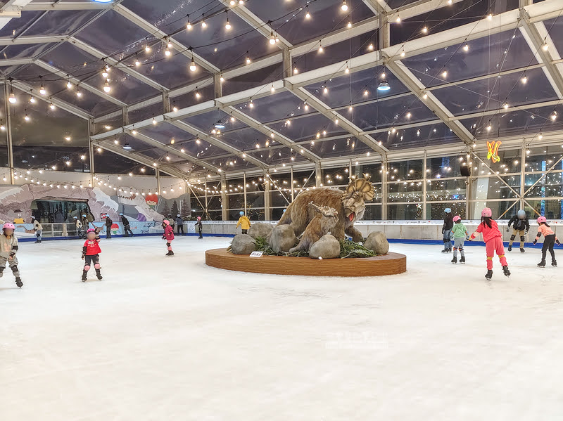 中國信託溜冰 預約 2025-26場次,免費冰鞋借用|中國信託金融園區戶外滑冰場 39 chinatrust skate 0019 - 中國信託溜冰