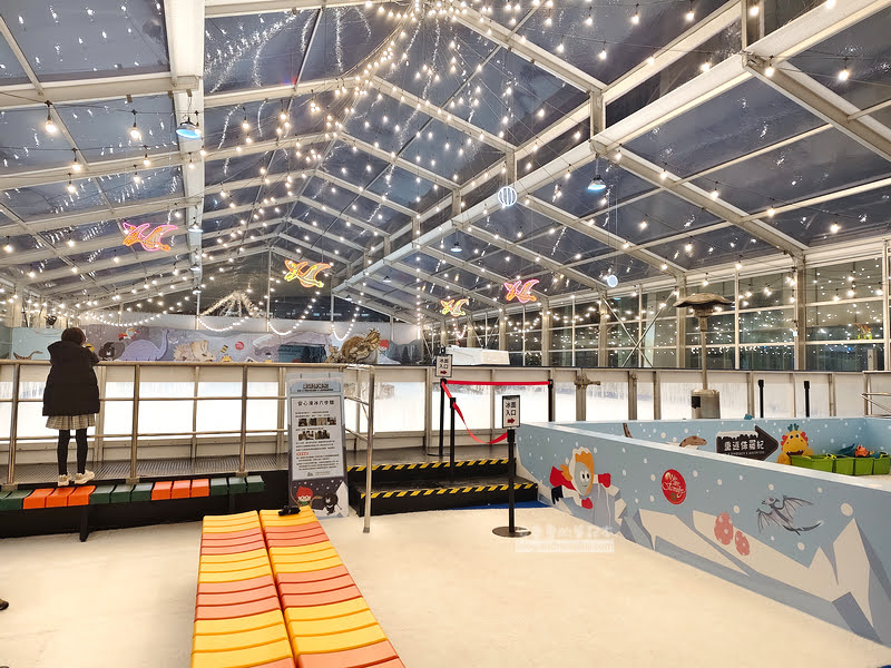 中國信託溜冰 預約 2025-26場次,免費冰鞋借用|中國信託金融園區戶外滑冰場 37 chinatrust skate 0024 - 中國信託溜冰