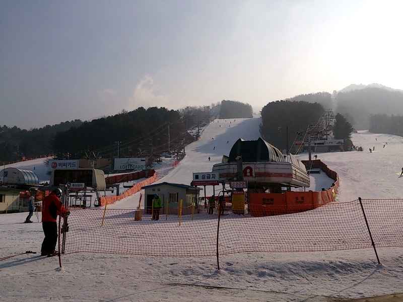 韓國滑雪,熊成滑雪場,首爾附近滑雪場