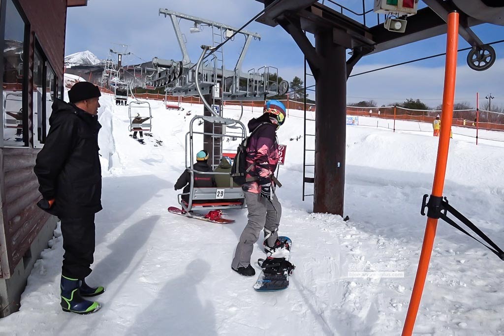 豬苗代滑雪場 滑雪道, 滑雪中心前 lift