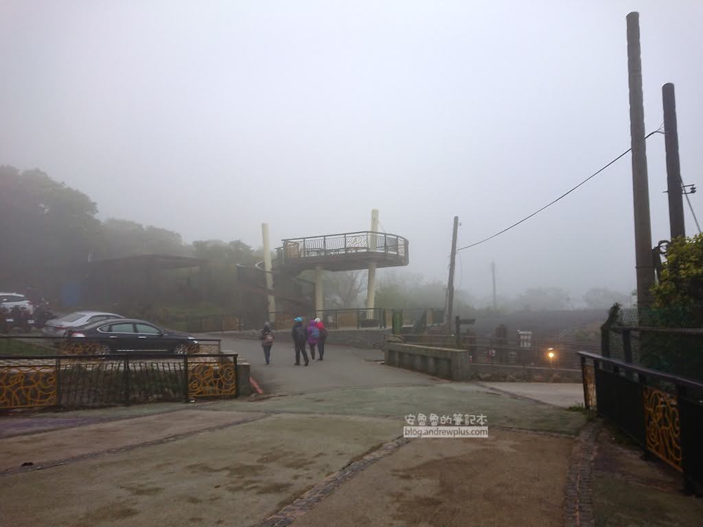 竹子湖海芋季, 鐘聲幸福觀景台 (頂湖展望台)