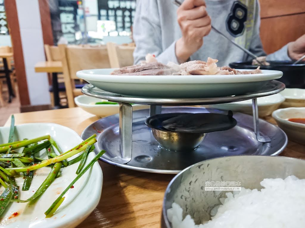 釜山必吃美食,雙胞胎豬肉湯飯,釜山好吃,大淵站美食
