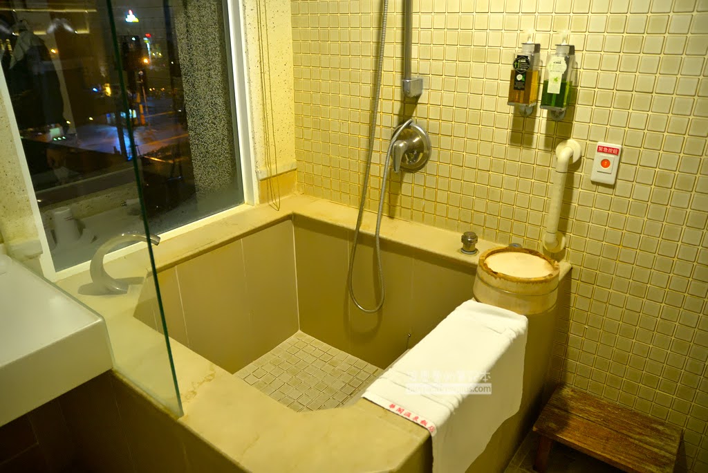 礁溪溫泉飯店推薦,礁溪泡湯,宜蘭礁溪洗溫泉泡湯