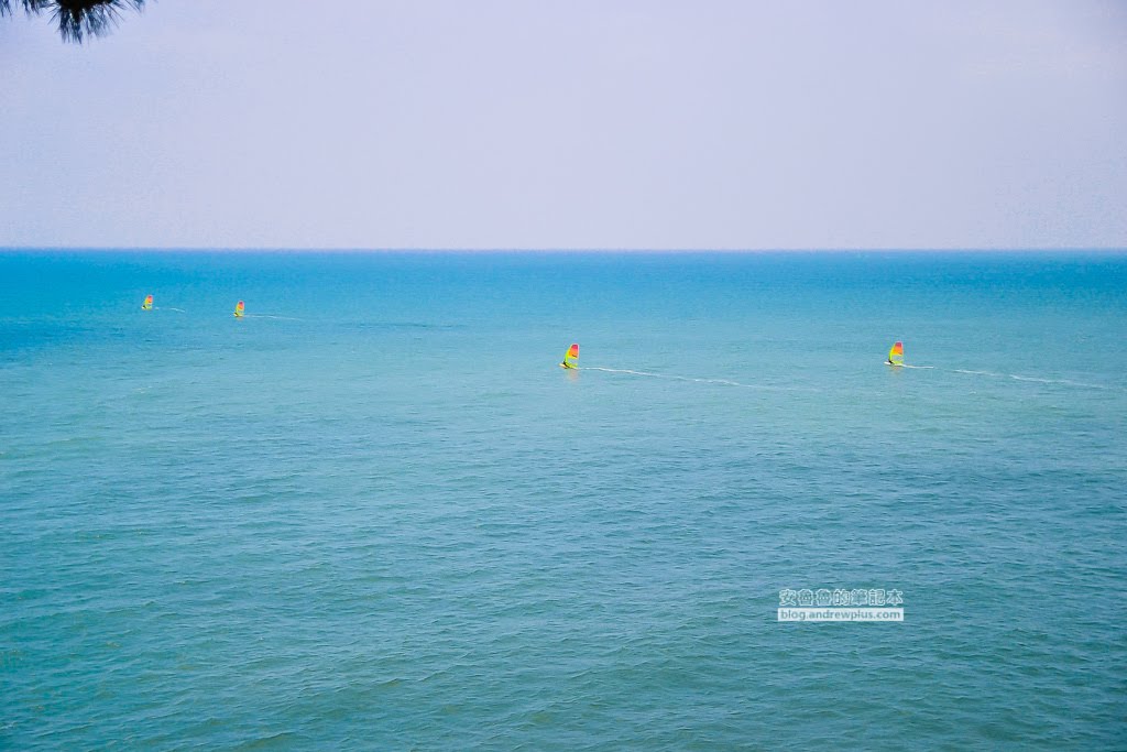 尾浦鐵路,釜山必玩景點,青沙浦紅白燈塔,松亭海水浴場