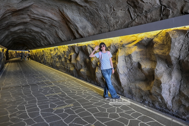 白淺灘文化村,海岸隧道內也有精心設計