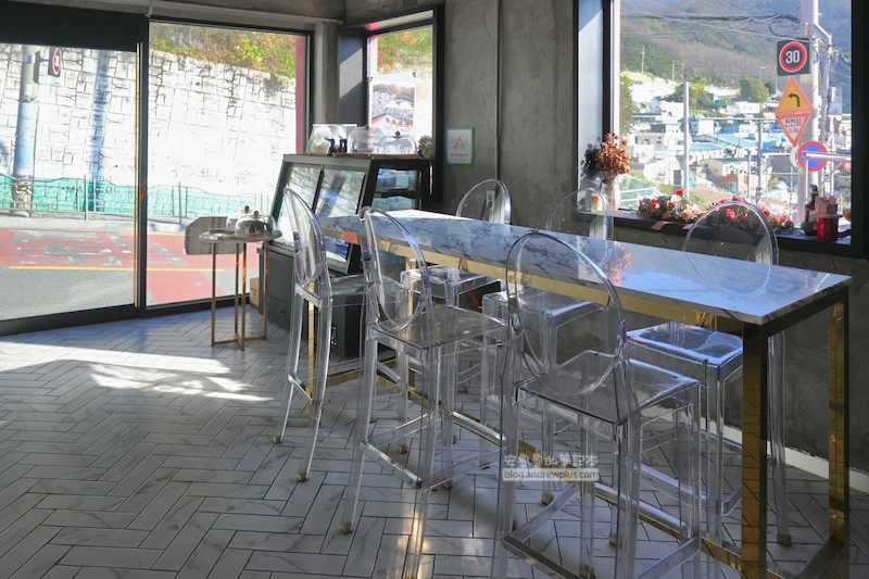 甘川咖啡廳 coffee it house, 一樓的用餐環境