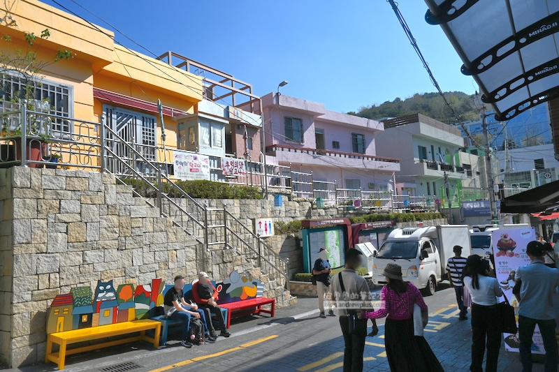 甘川文化村,公共廁所