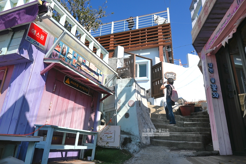 甘川洞文化村通往天頂展望台的階梯