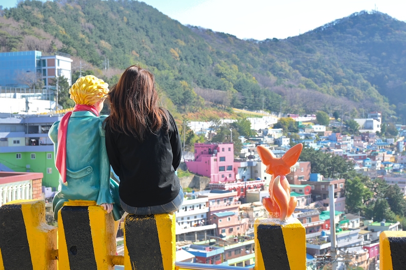 甘川文化村指南: 交通, 韓服體驗, 地鐵轉乘,小王子與狐狸, 觀景台, 防彈少年壁畫,감천문화마을,Gamcheon Culture Village | 安魯魯的筆記本