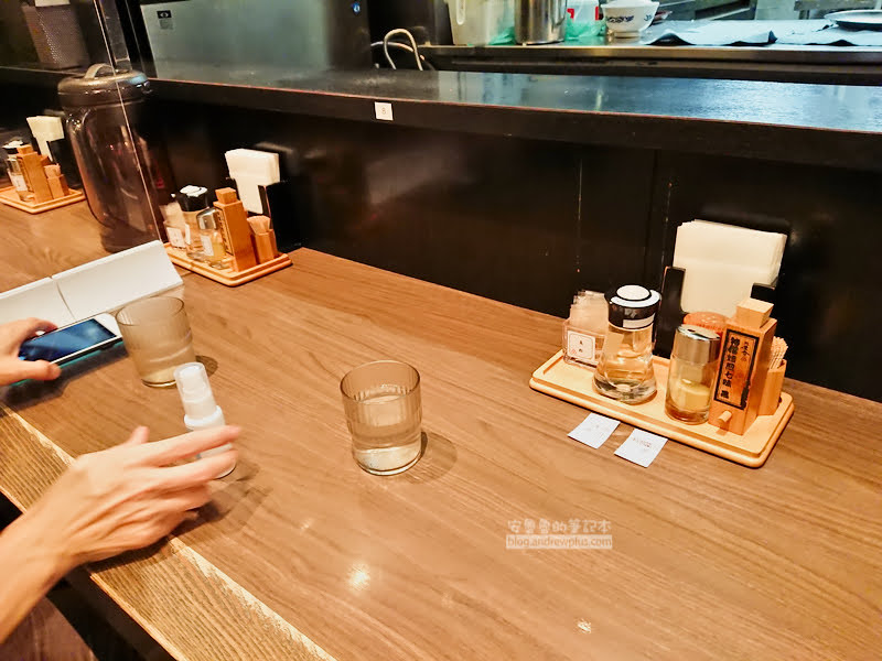 東京拉麵推薦,東京美食推薦,晴空塔必吃,六厘舍拉麵