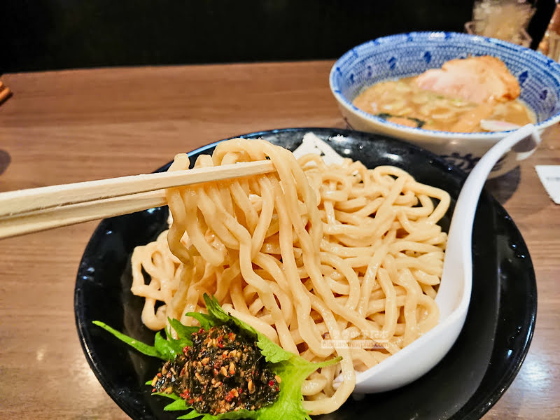 東京拉麵推薦,東京美食推薦,晴空塔必吃,六厘舍拉麵