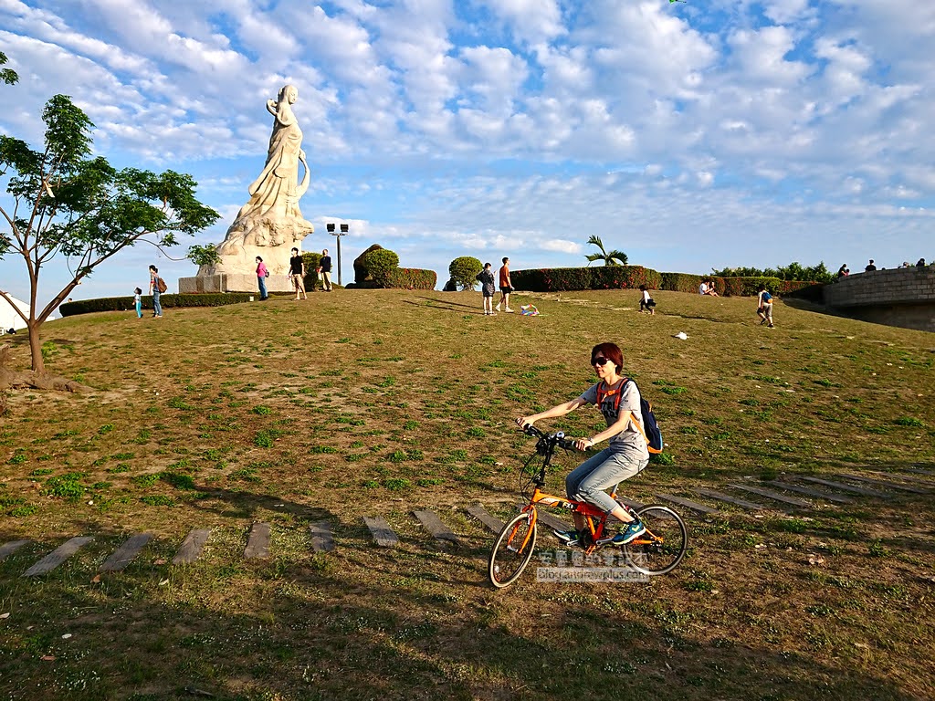 2020國慶煙火,台南自行車旅遊,漁光島安平運河自行車道