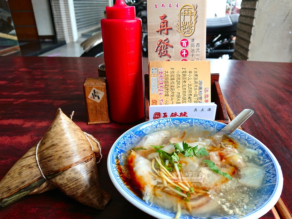 米其林推薦 | 再發號百年肉粽:必點特製八寶肉粽,正宗水煮南部粽,可宅配、來台南玩必吃的在地美食! 6 再發號,必點菜色: 綜合羹和肉粽